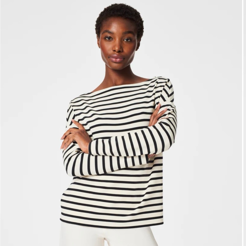 NWT SPANX® AirEssentials
Boat Neck Striped Black and White Top (1X)